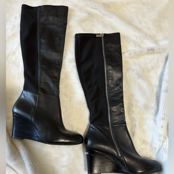 Michael Kors Boots - Picture 1 of 10
